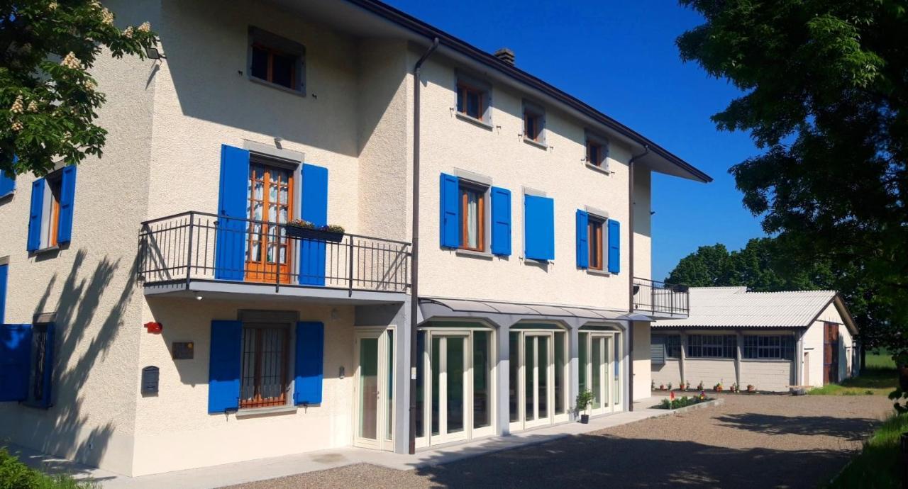 B&B Des Artistes Borzano Extérieur photo