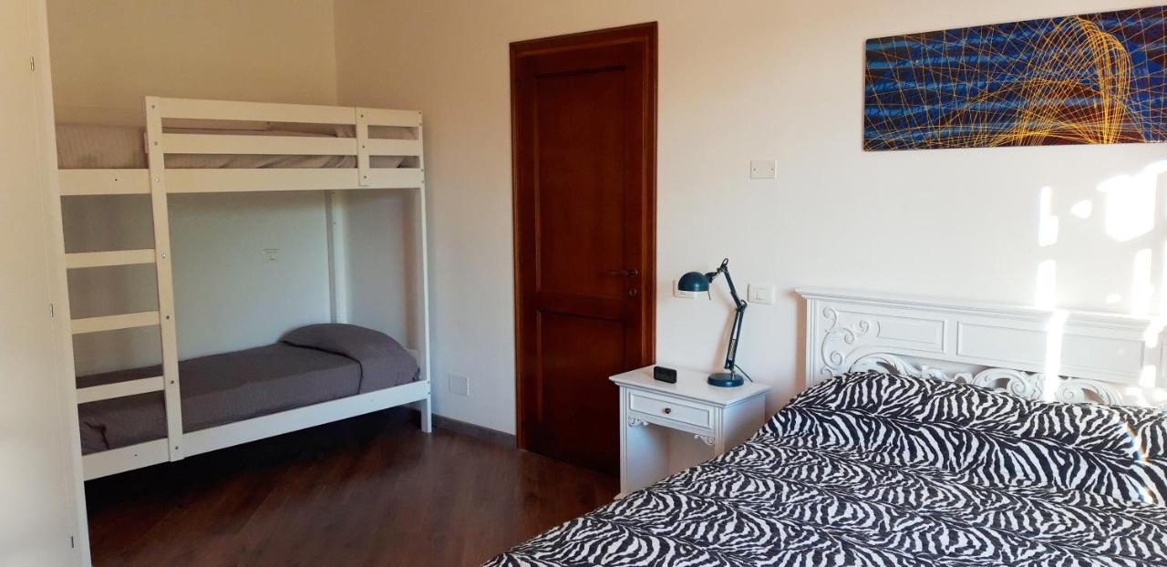 B&B Des Artistes Borzano Extérieur photo