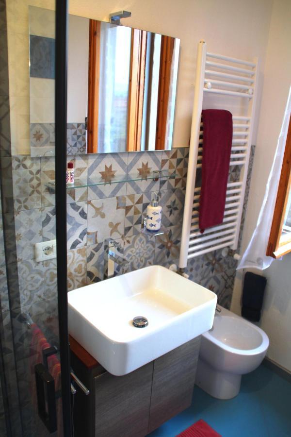 B&B Des Artistes Borzano Extérieur photo